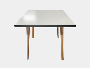 Breakout table